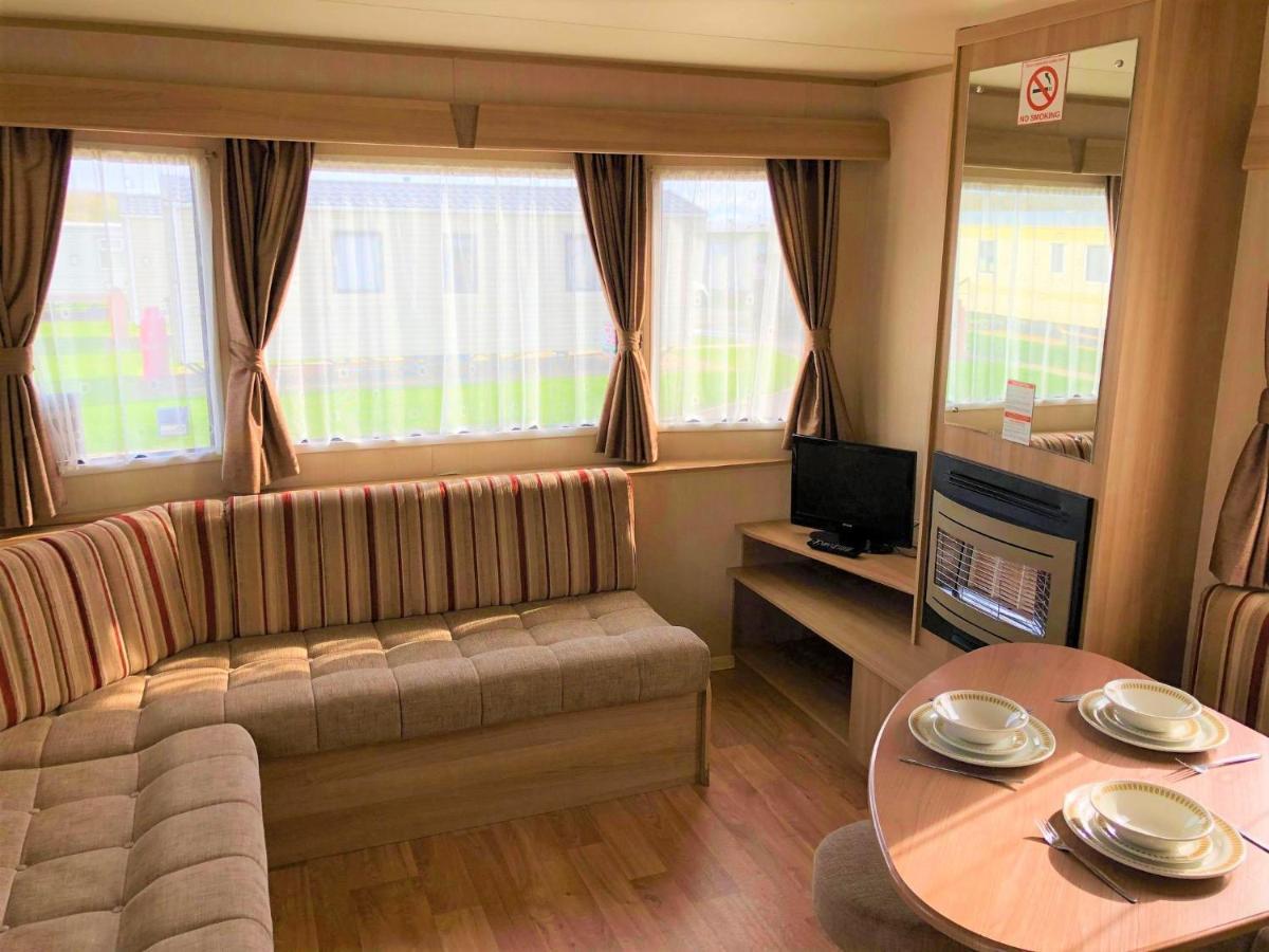 Elder Standard Holiday Home Инголдмелс Экстерьер фото