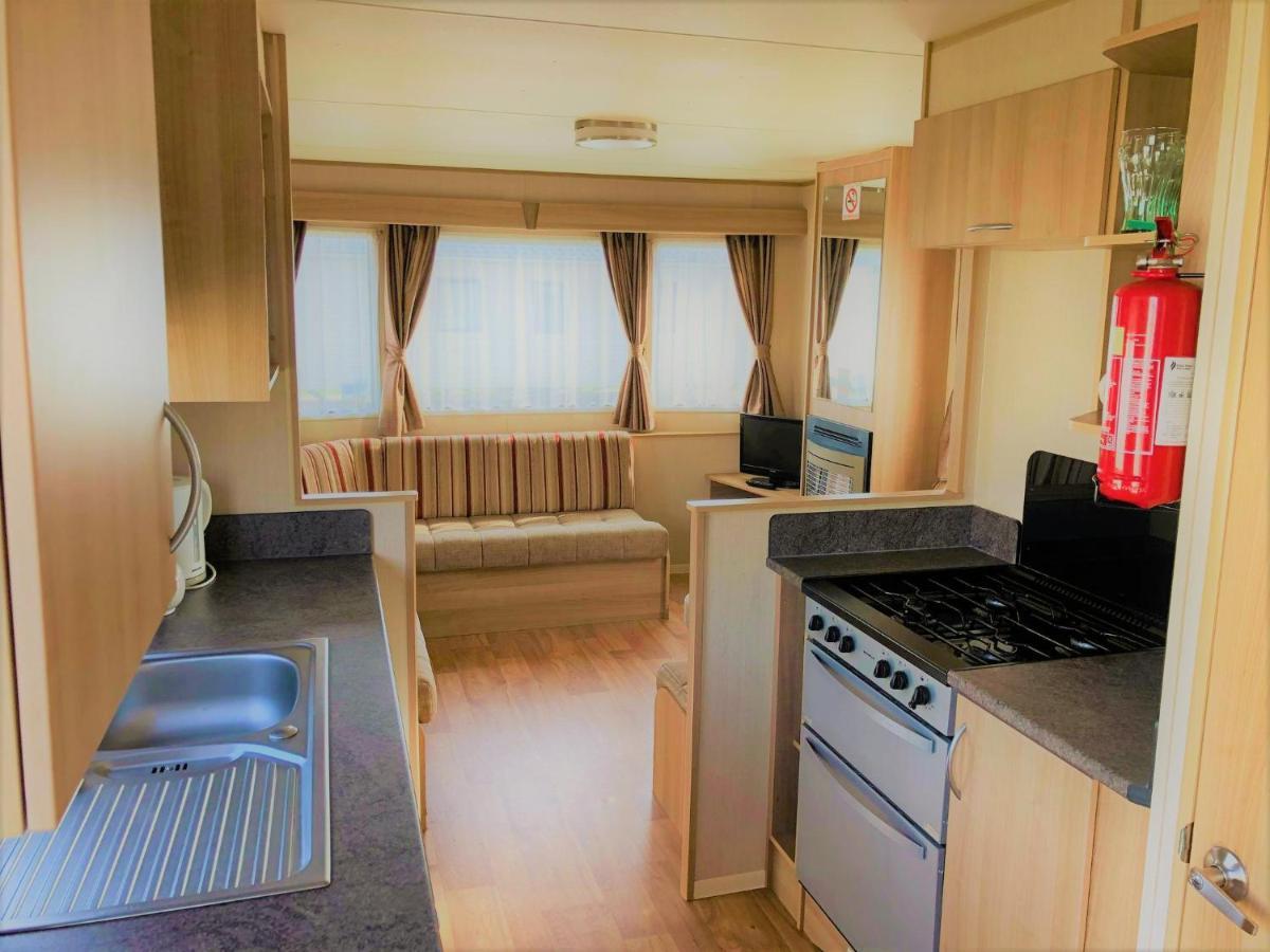 Elder Standard Holiday Home Инголдмелс Экстерьер фото